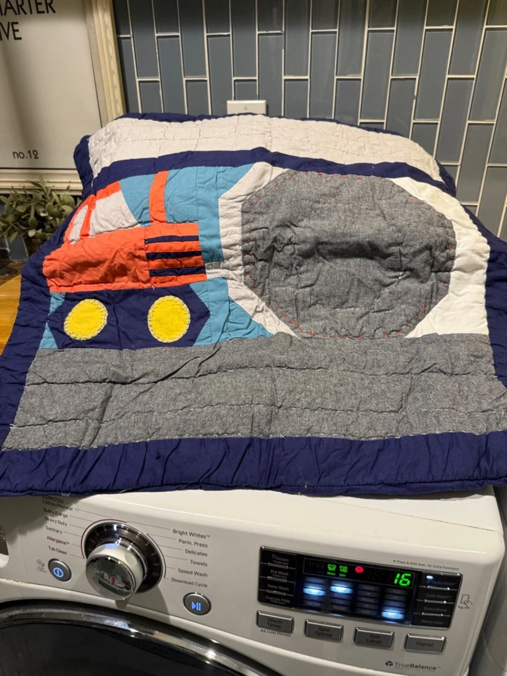 Pottery Barn Kids Jax Construction Quilt Set - Picture 5 of 7